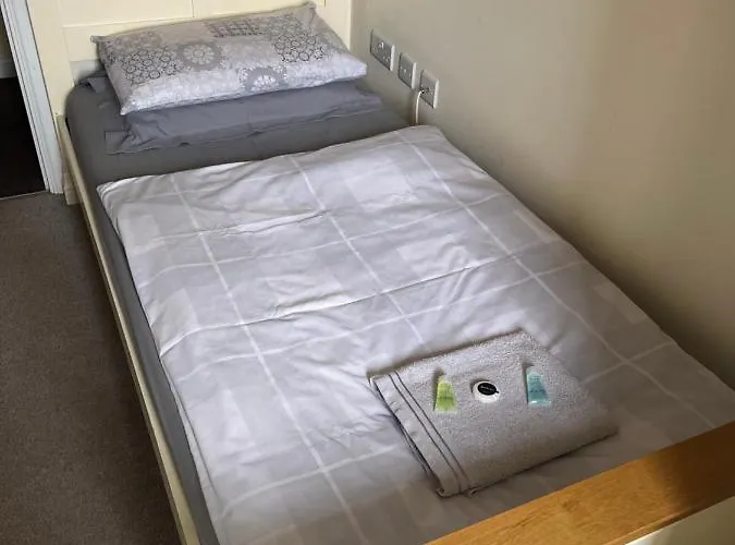 Standard Room with 1 Single Bed